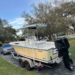 2003- 23 Seacraft  250  Merc