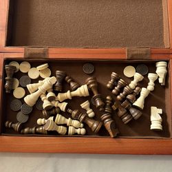 Chess board foldable