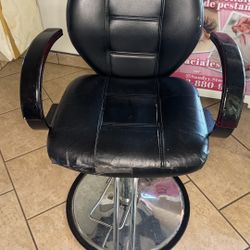Salon chair 