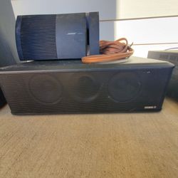 Yamaha Center Speaker And Bose Side Speaker 