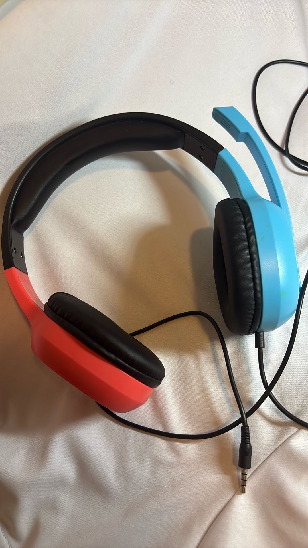 Headphones For All Different Consoles Red And Black