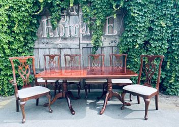Vintage Thomasville Georgian Chippendale Dining Set | 6 Seat | Extension