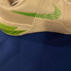 Nike Metcon 8 Men's Size 12 Phantom/Green Strike DO9328-006 