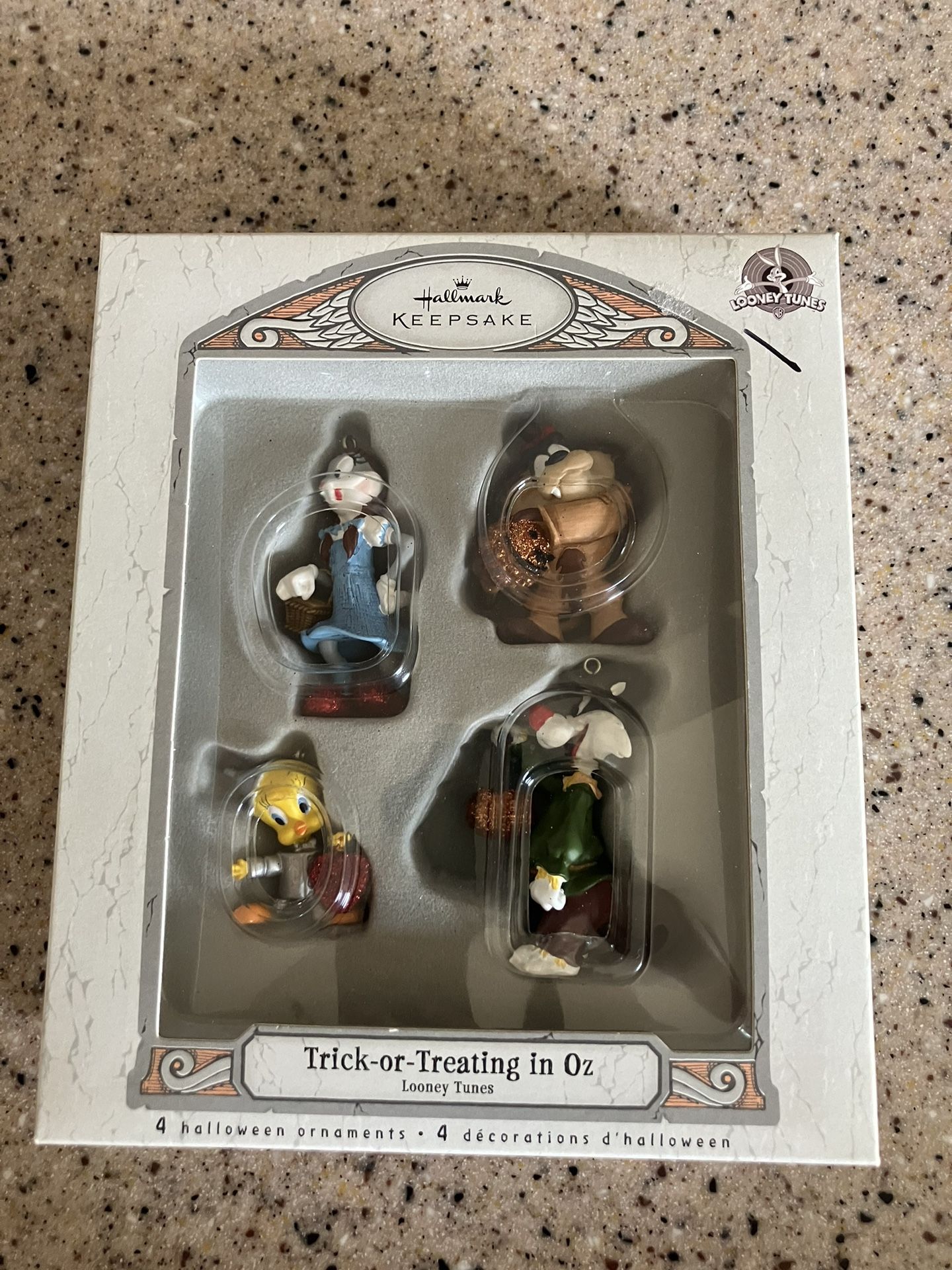 Hallmark Looney Tunes Trick Or Treating In Oz 2007 Never Used