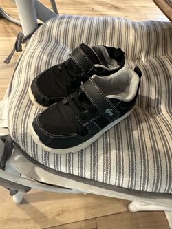 Toddler shoes