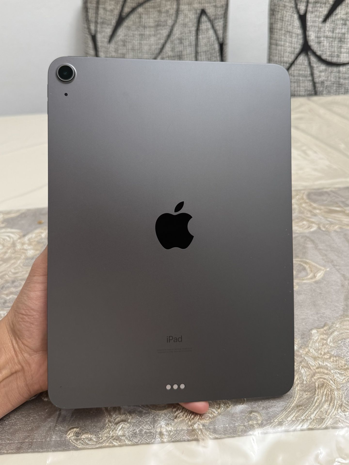 Apple iPad Air 4th Generation 64Gb