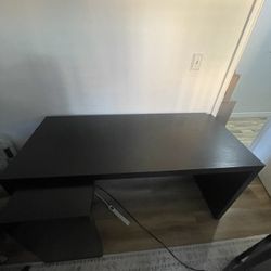 IKEA Malm Desk Like New 
