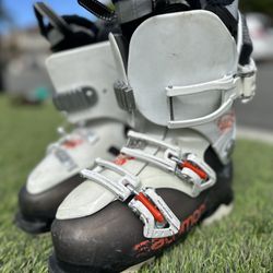 Salomon Size Mondo 23.5 Ski Boots 