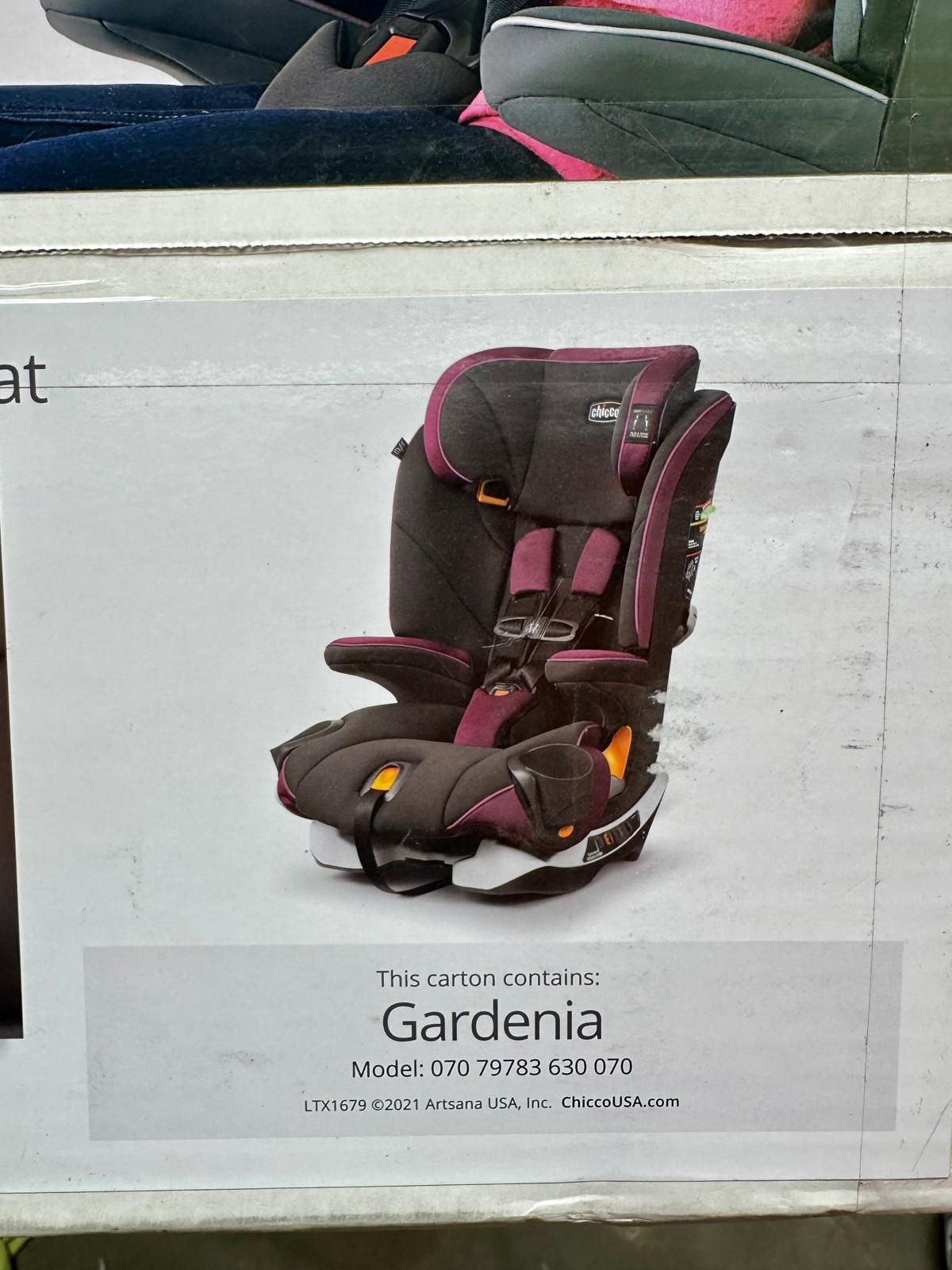 Chicco MyFit Harness + Booster Car Seat 2-in-1 Forward Facing Gardenia