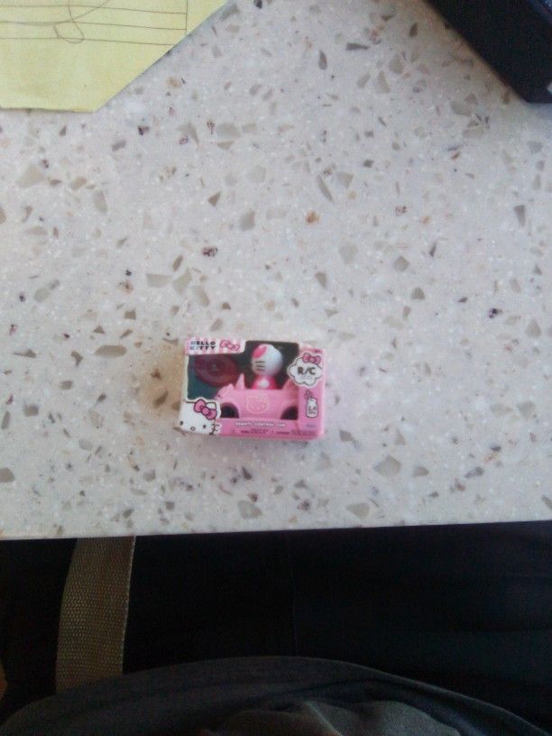 Miniature Hello Kitty Remote Control Car 