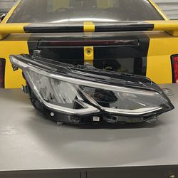 2022-23 Volkswagen Golf GTI LED Headlight