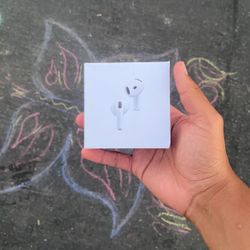 AirPods 4th Generation 