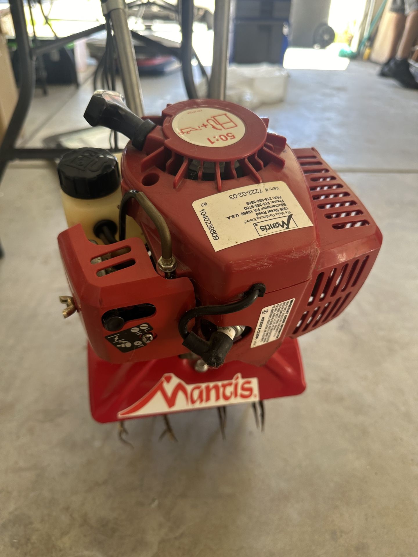 Mantis 7222 2-Cycle Gas Powered Garden Tiller / Cultivator Gently Used~ S2