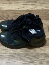 Nikes 