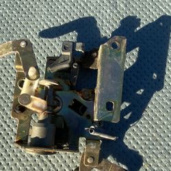 01 VW Eurovan Sliding Door Lock