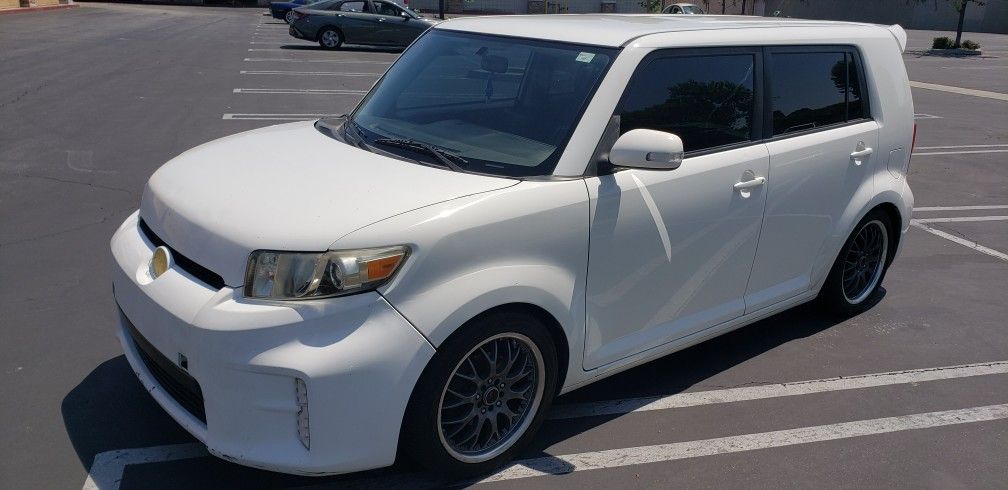 2013 Scion xB