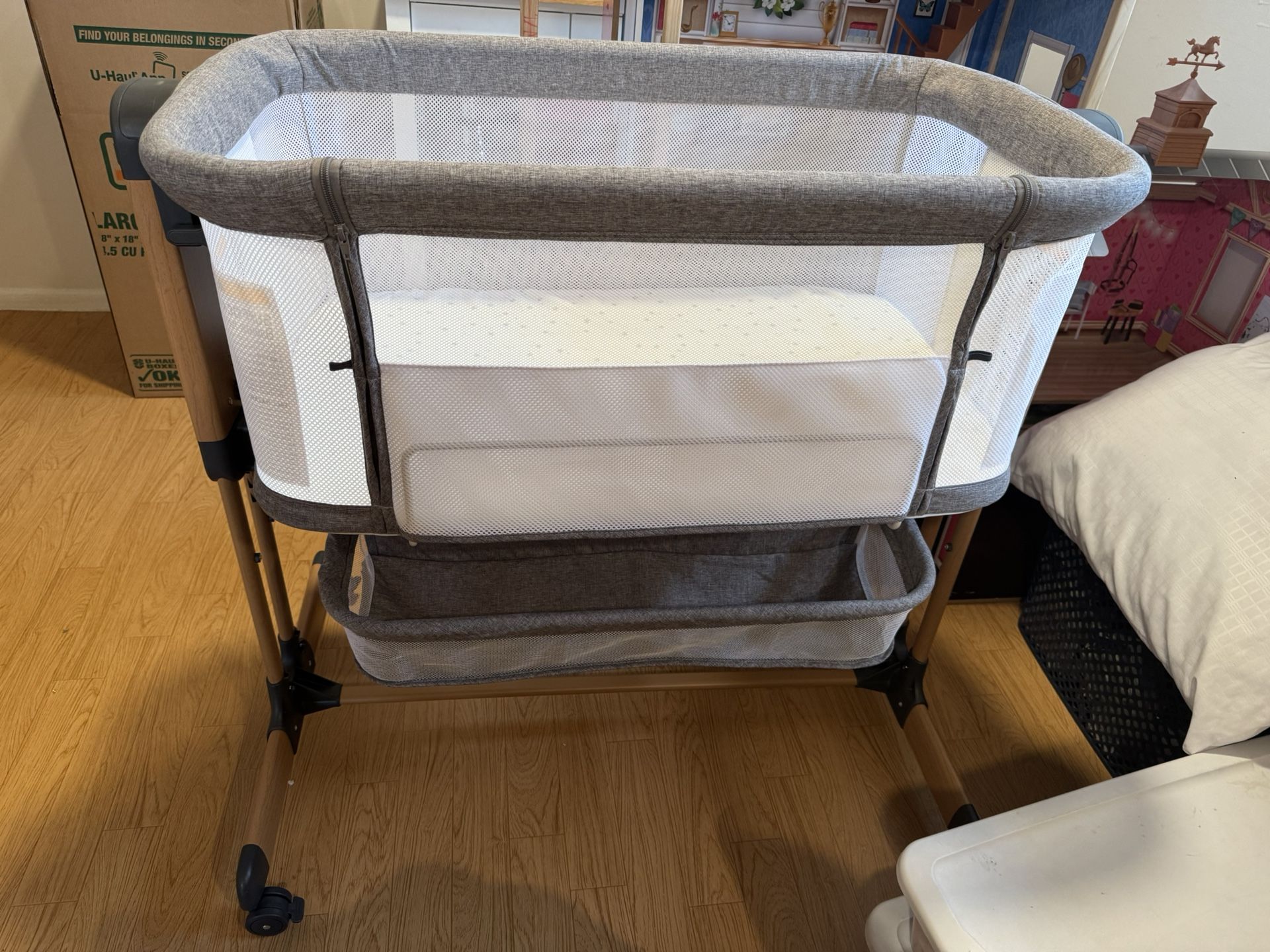 Bedside Baby Bassinet