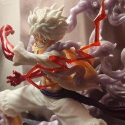 Large glow in the dark Monkey D Luffy one piece anime figurine