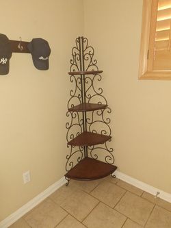 Corner shelves