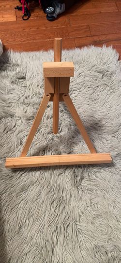 Wooden Tabletop Art Easel