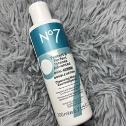 No. 7 Protect & Perfect Intense Advanced Cleansing Water 