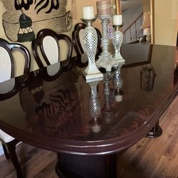 Dining Room Table With Chain’s cabinet  and 4 Chair Cover  One Chair Has Fixed Before Very Good Condition 