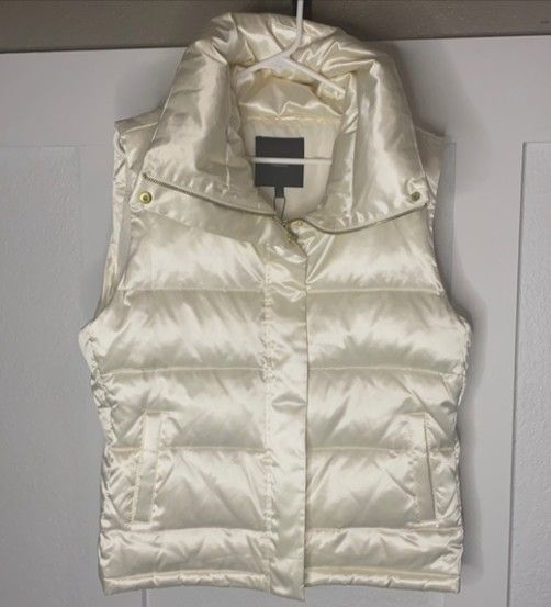Women's Puffy Vest By  Talbots In Champagne - nwot