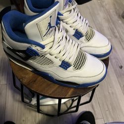 Air Jordan 4 Retros "Motorsports"