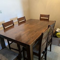 Six chair dining table