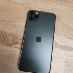 Iphone 11 pro max 64gb  unlock any sim