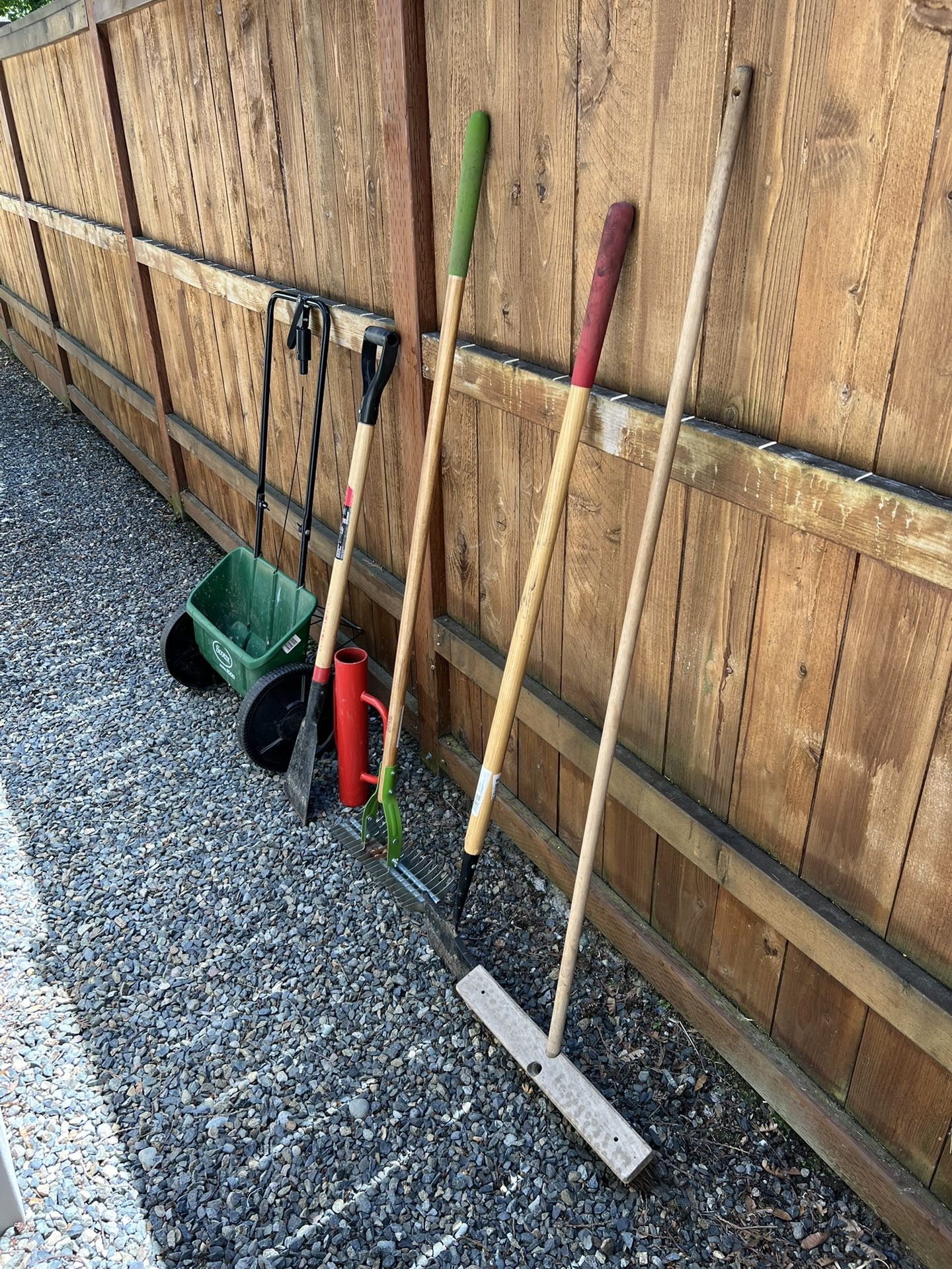 Yard Tools Equipment