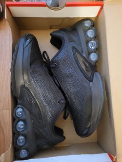 Nike shoes 6y new