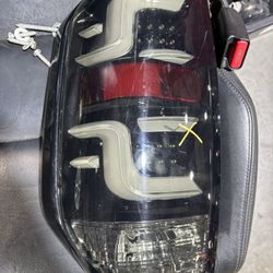 2016-2021 Toyota Tundra LED Tail Lights