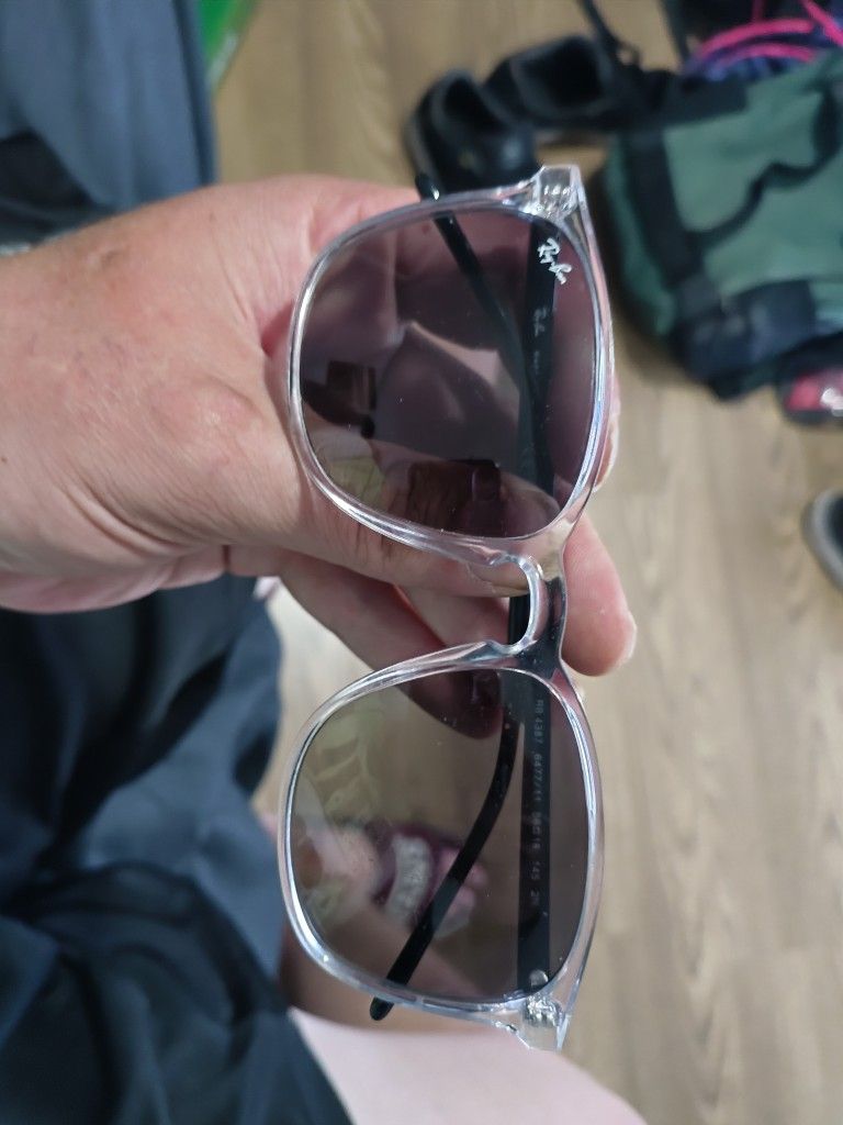 Clear And Black Ray-Ban Sunglasses 