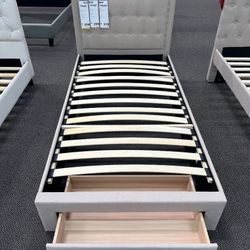 5-pc Sale… Light Brown Platform Bed With Mattress, Dresser, Mirror, Nightstand 