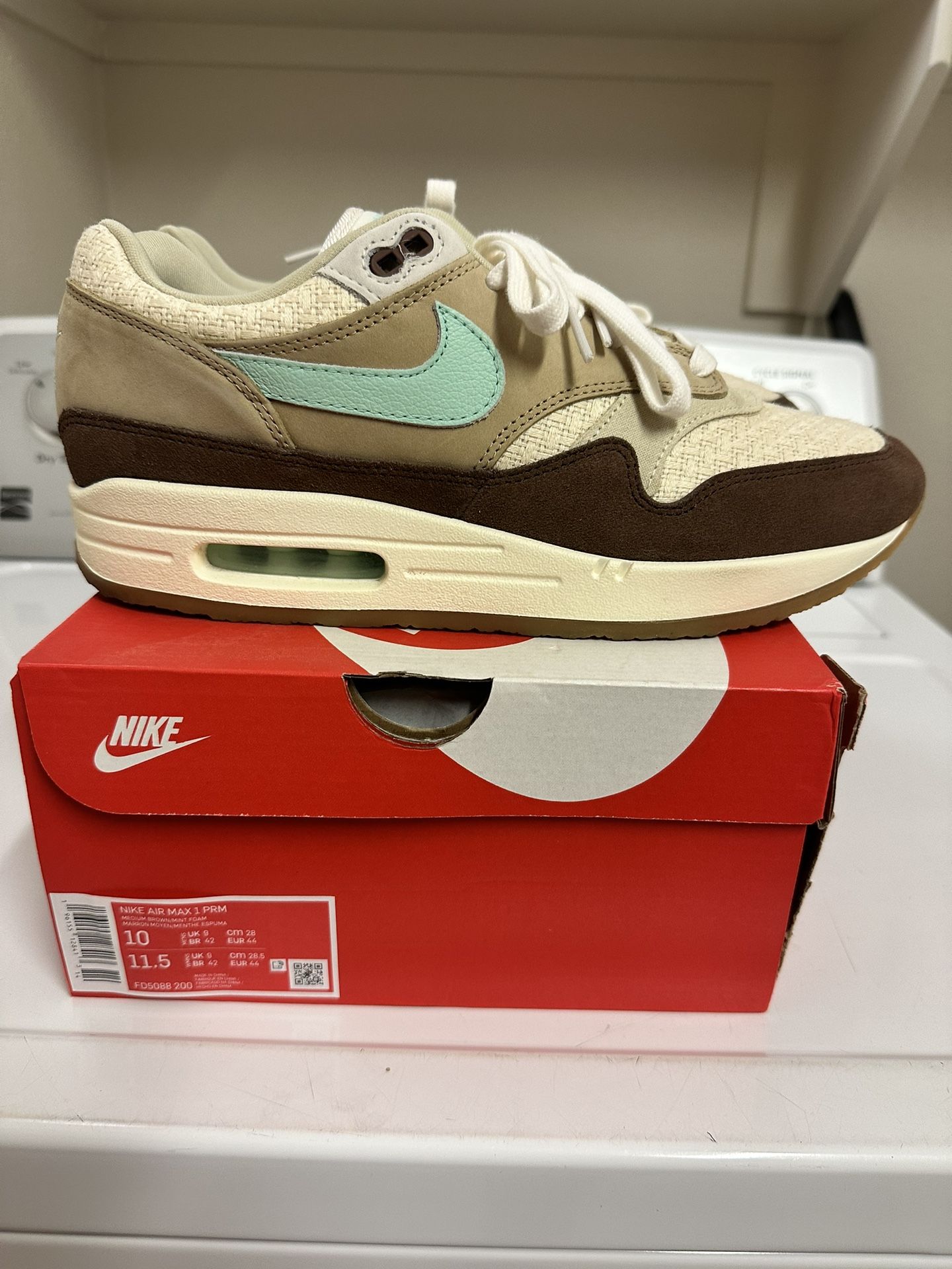 Nike Air Max 1 Premium: Crepe Hemp