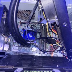 Pc (READ DESCRIPTION)
