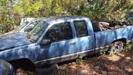 1997 CHEVY SILVERADO 1500 FOR PARTS.