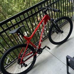 TREK MARLIN 5 XL 29 RADIOACTIVE RED 