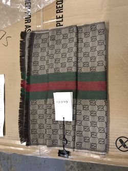 New with Tags Gucci Scarf