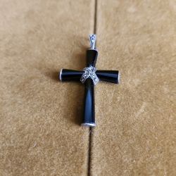 Silver And Onyx Masonite Pendant 