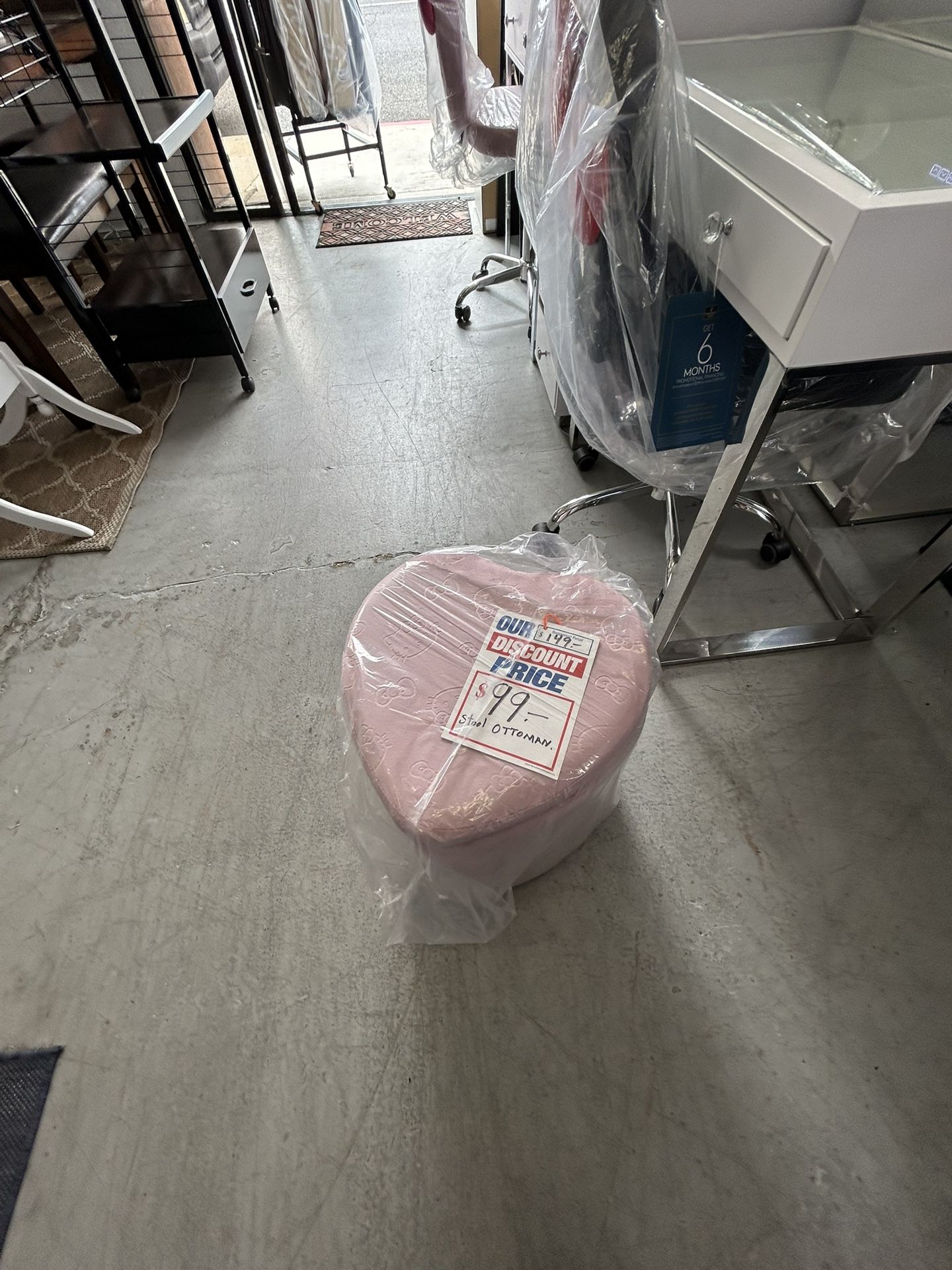 Hello Kitty Ottoman With Storage