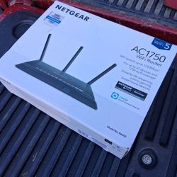 Netgear WiFi router AC1750