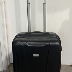 Ricardo Beverly Hills Spinner Suitcase – Great Condition