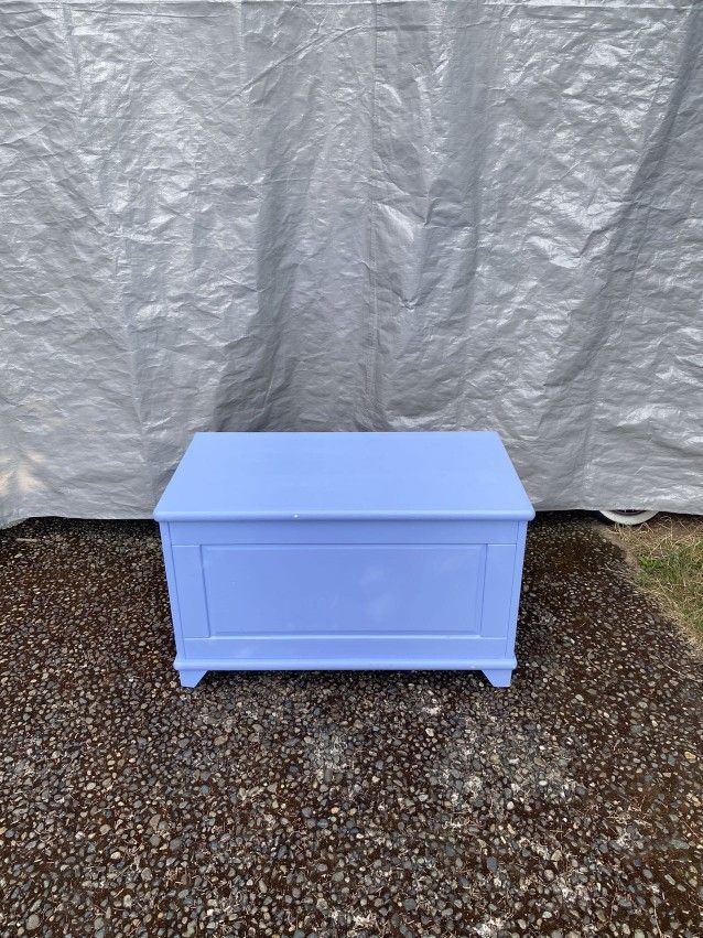 Solid Wood Storage Chest