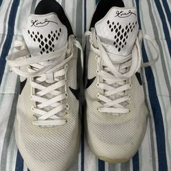 Kobe 10 Fundamentals 