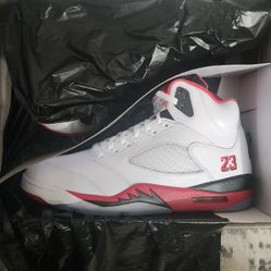 Jordan 5 Fire Red Size 11 DS