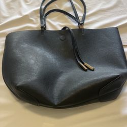 Black Purse 