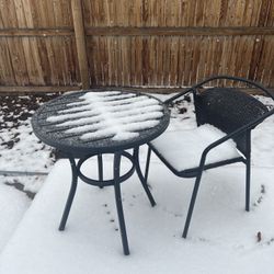 Outdoor Table & Chair