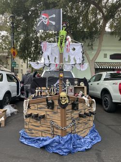Halloween Pirate Ship Prop 